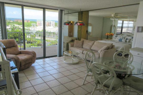 Estero Beach & Tennis 1108A by Kathy Nesbit Vacations